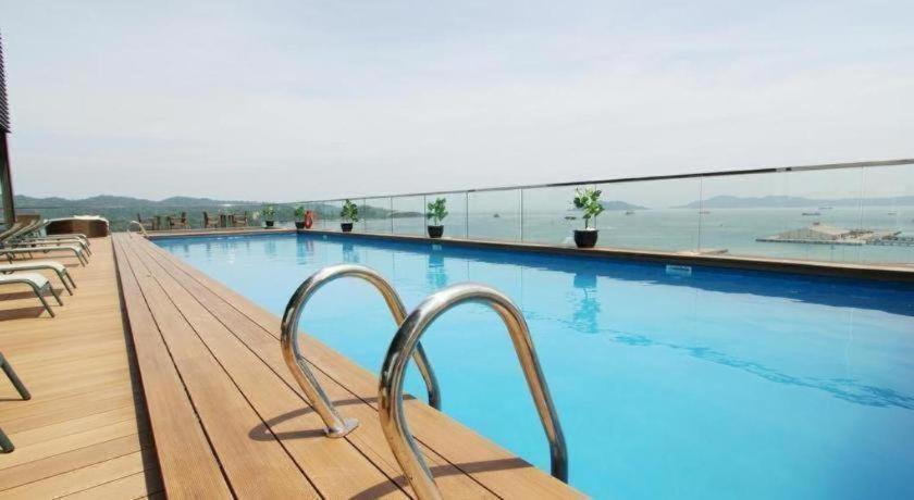 Grandis Hotels&Resorts Kota Kinabalu Exterior foto