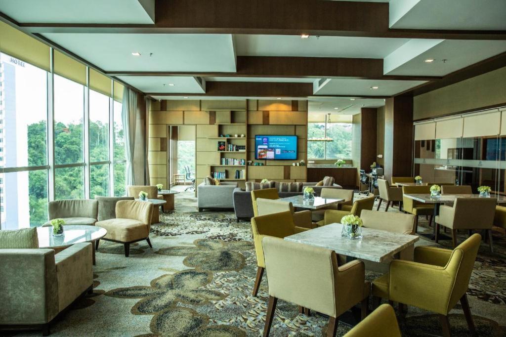 Grandis Hotels&Resorts Kota Kinabalu Exterior foto